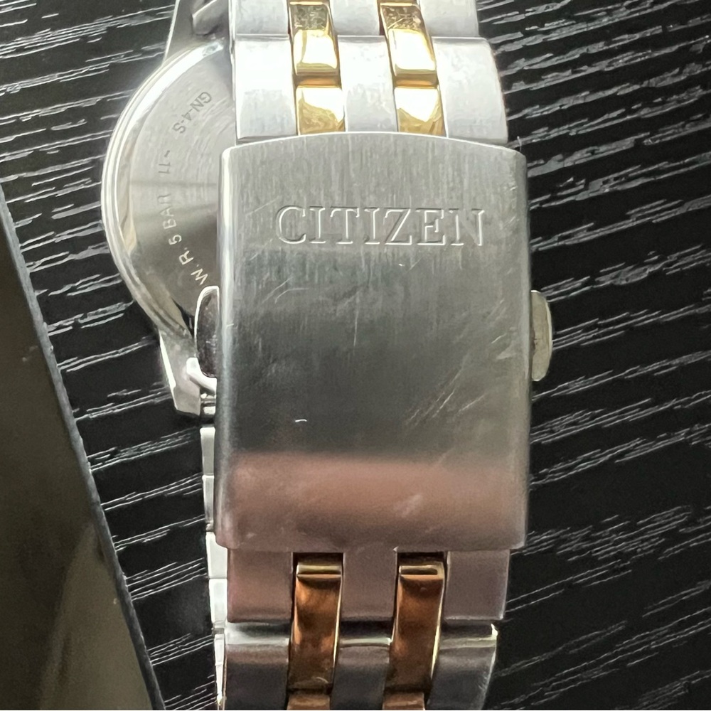 Citizen Quartz Black Dial Two-tone Stainless Steel Men's Watch BF2018-52E - Picture 3 of 3